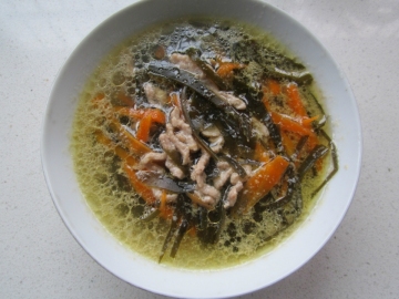 海带胡萝卜肉丝汤做法