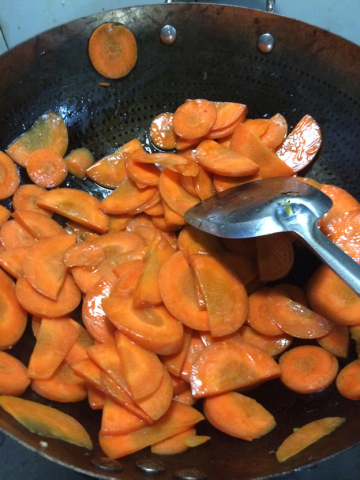 蚝油闷胡萝卜---夏季菜做法
