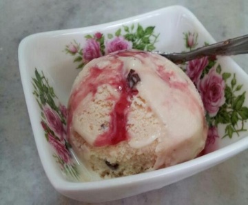 薄荷巧克力草莓优格（酸奶）冰激凌做法