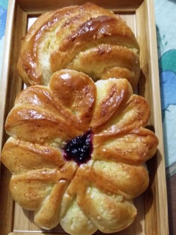椰蓉花型面包做法
