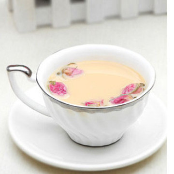 玫瑰奶茶做法