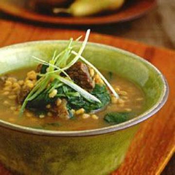 中式大麦菠菜牛肉汤做法