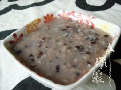 紫米荔枝冰粥做法