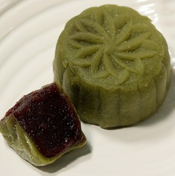 绿茶豆沙冰皮月饼做法