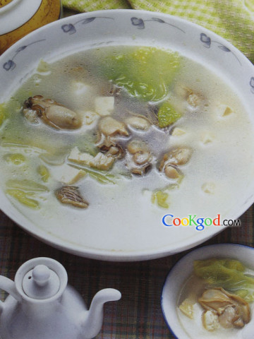 牡蛎肉炖豆腐白菜做法