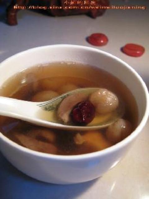 桂圆红枣猪心汤做法