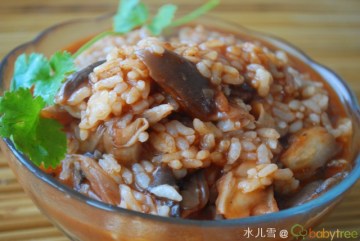平菇香米饭做法