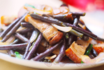 紫豆角炒烧肉做法
