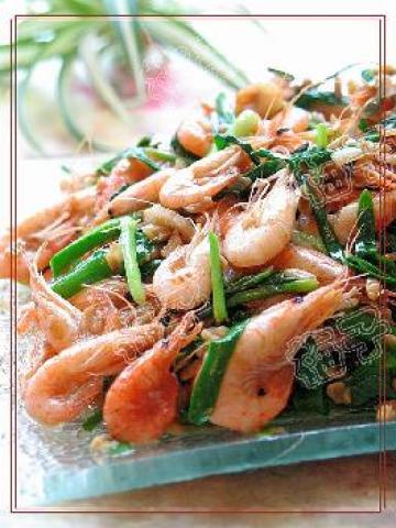 龙虾炒韭菜做法