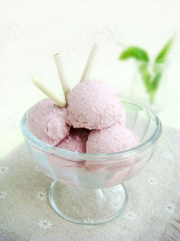 酷暑天，来杯清凉的冰激凌吧——紫薯冰激凌做法