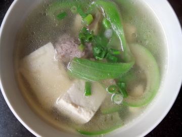 丝瓜豆腐圆子汤做法