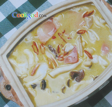 沙锅鱼鳔咸肉做法