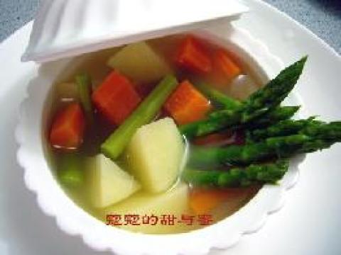 芦笋牛肉清汤做法