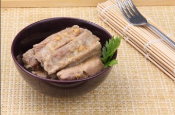 自动烹饪锅烹制普宁酱焖骨做法