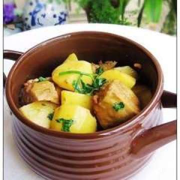 土豆炖冻豆腐做法