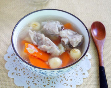胡萝卜排骨汤做法