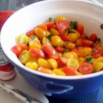 夏季番茄香草沙拉做法