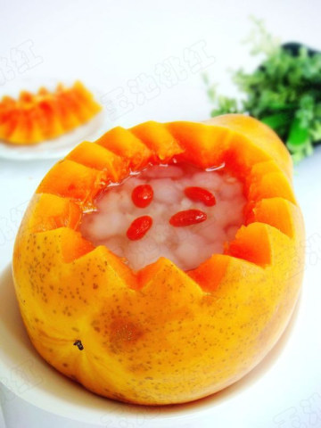 木瓜炖雪蛤——很经典的一款滋补甜品做法