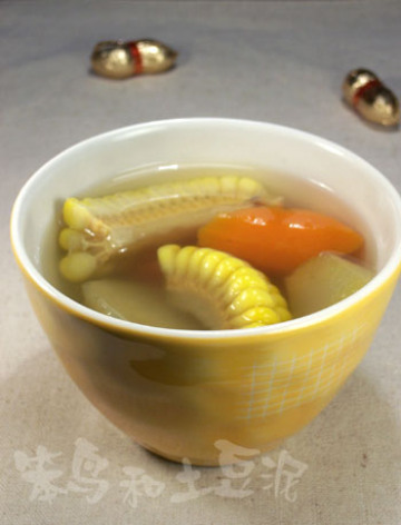 雪莲果甜玉米汤做法