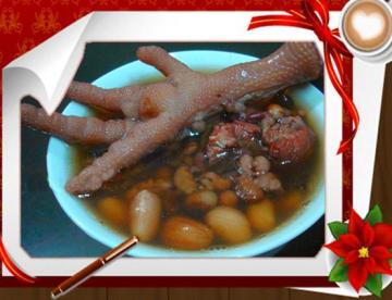 花生豆豆煲鸡脚脊骨汤做法