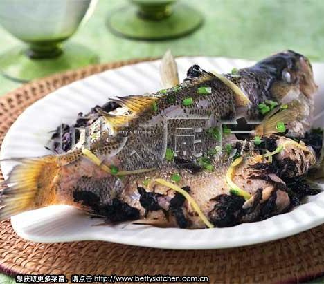 橄榄菜蒸鲈鱼做法