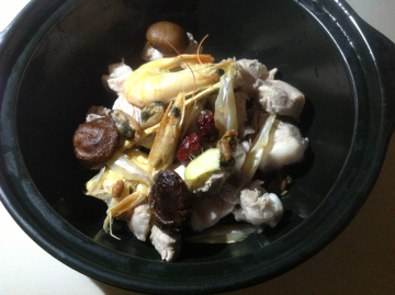 排骨海鲜汤---秋季滋润汤做法