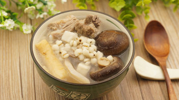 淮山茯苓薏米去湿暖胃汤做法