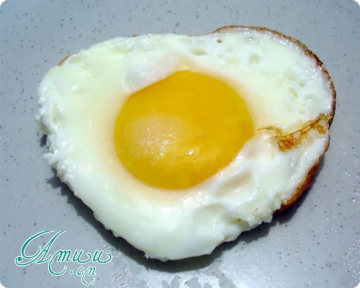 心形煎鸡蛋做法