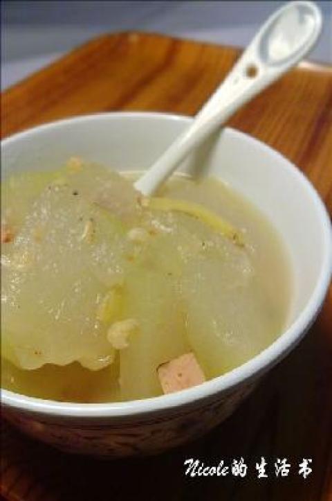 北方人的快手汤 —— 火腿冬瓜汤做法
