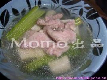 西芹豆腐猪肉汤做法