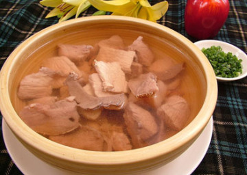 客家清炖猪肉汤做法
