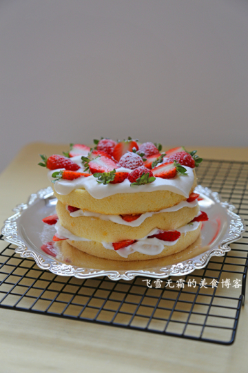 草莓裸蛋糕做法