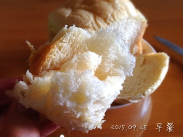 面包机版奶香面包做法