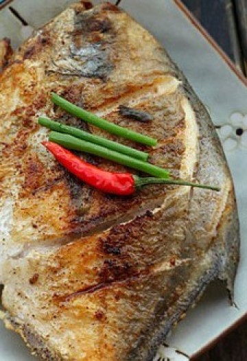 干煎椒盐鲳鱼做法
