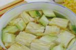 小吃 腐竹瓜片汤