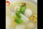 小吃 清淡爽口白萝卜蔬菜汤