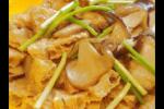 小吃 脆皮豆腐炖菌子