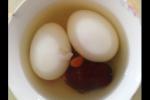 小吃 绿壳鸡蛋炖红枣