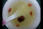 小吃 银耳红枣枸杞甜汤