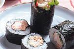 小吃 鲔鱼蟹肉沙拉卷