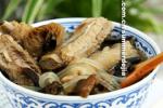 小吃 排骨炖榛蘑