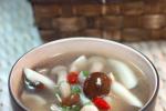 小吃 杂骨菌菇汤